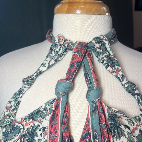 Strappy boho Tank - Picture 2 of 5